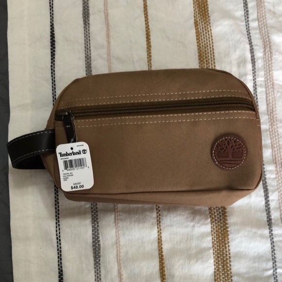 Timberland NWT Travel Case Tan Leather Strap - Picture 1 of 6